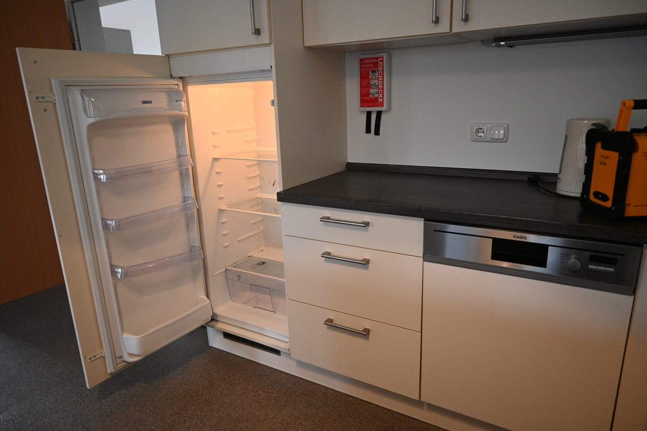 Küchenausstattung - Kühlschrank
